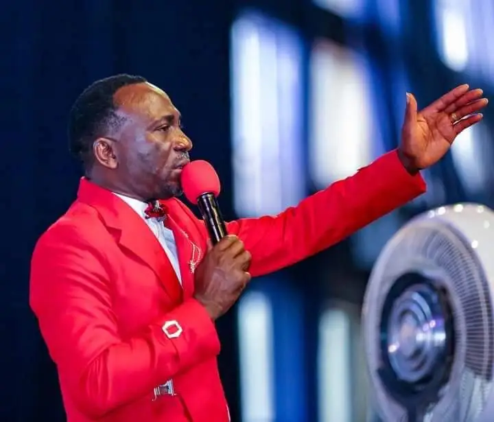 Dr Paul Enenche – Ogayoloo (Shout Hallelujah)